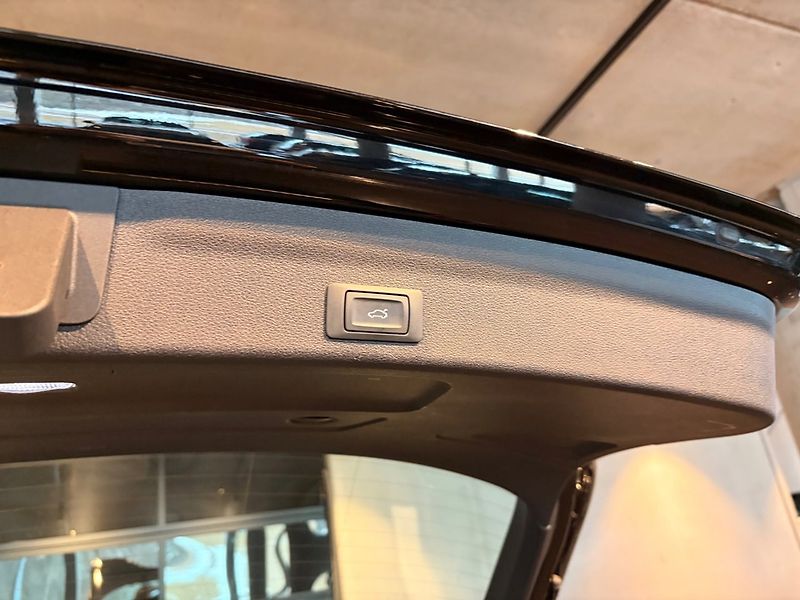 Audi A6 40TDI quattro NezTop Taž ACC - fotka 23 z 25