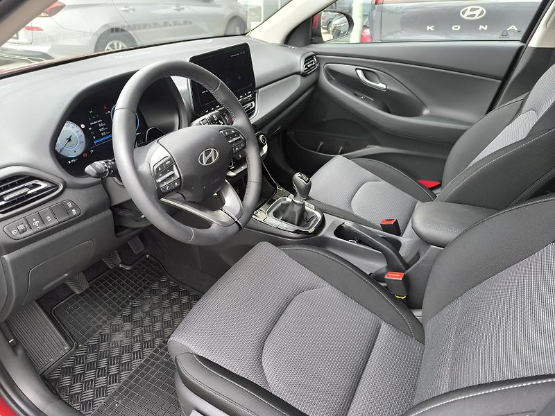 Hyundai i30 (2026) 1,0 T-GDI MT SMART - fotka 5 z 7
