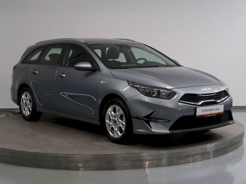 Kia Ceed (2024) FRESH 1.5T-GDI 118kW ZÁRUKA - fotka 6 z 33