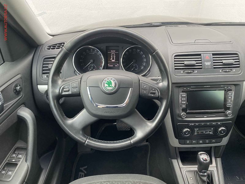 Škoda Yeti (2013) 2.0 TDi 4x4, ELE, DSG, bixen - fotka 12 z 20