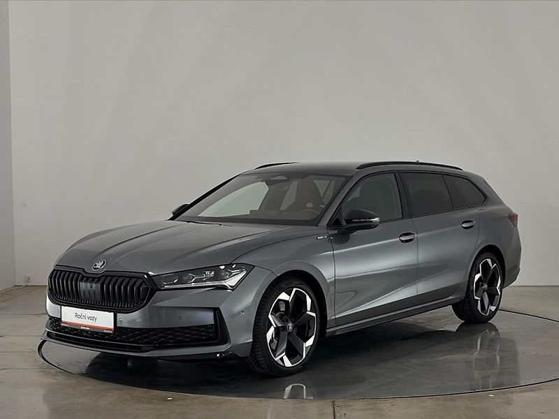 Škoda Superb Sportline,nez.top. - fotka 1 z 31
