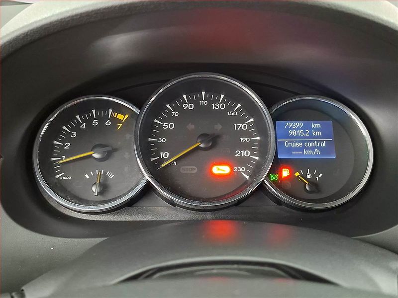 Renault Mégane (2010) 1.6 16V, Tempomat - fotka 11 z 16