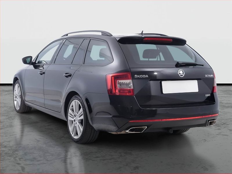 Škoda Octavia (2015) RS 2.0 TSI, Automat - fotka 4 z 22
