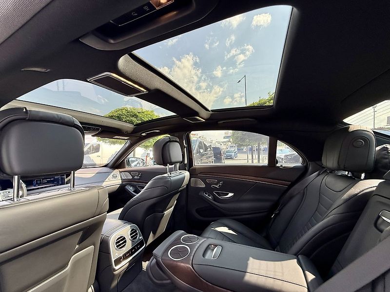 Mercedes-Benz Třídy S (2018) 400 d 4MATIC Long - fotka 16 z 54