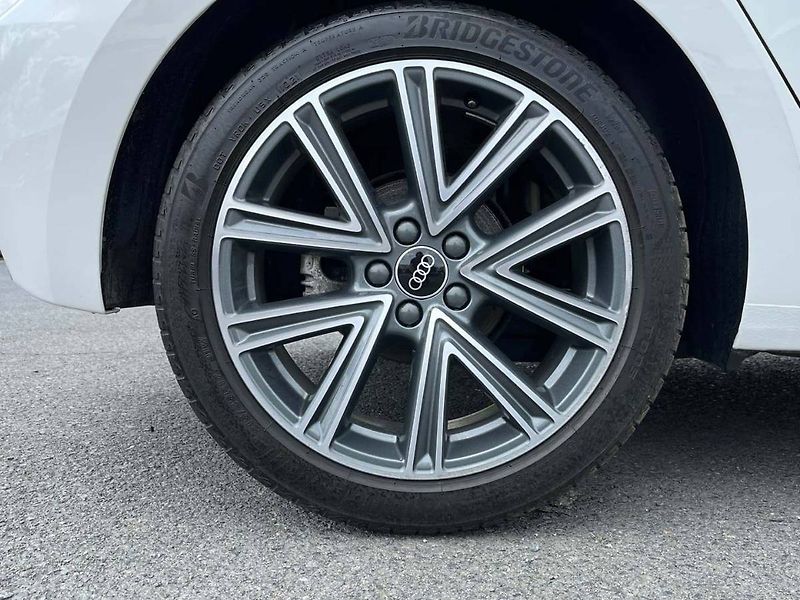 Audi A1 (2022) Sportback 1.0 30 TFSI Advanced - fotka 9 z 20