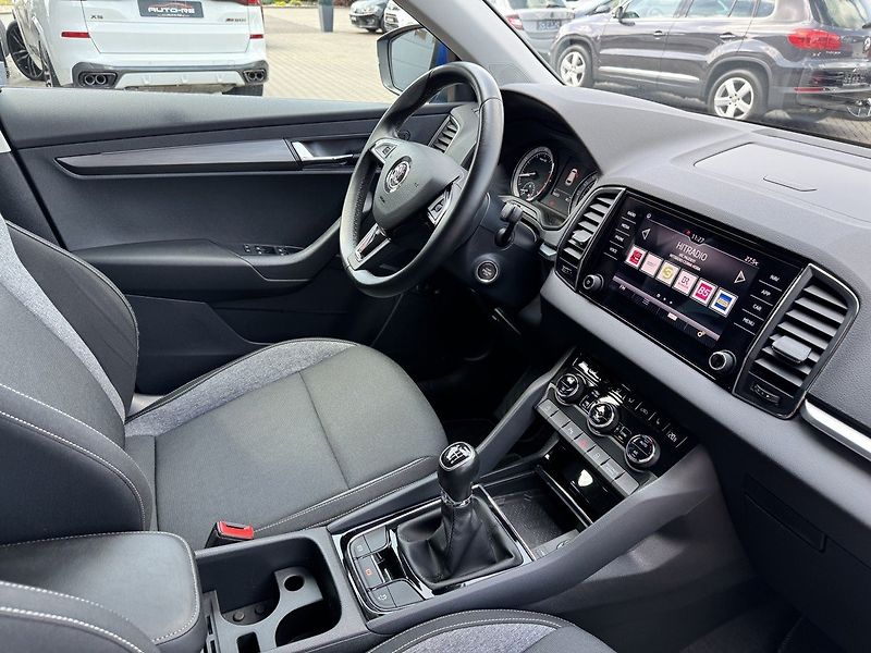 Škoda Karoq (2020) 1.5TSi LED Navi Kamera Tažné Z - fotka 16 z 47
