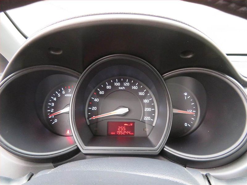 Kia Rio (2011) 1.4 CVVT, Serv.kniha - fotka 11 z 14