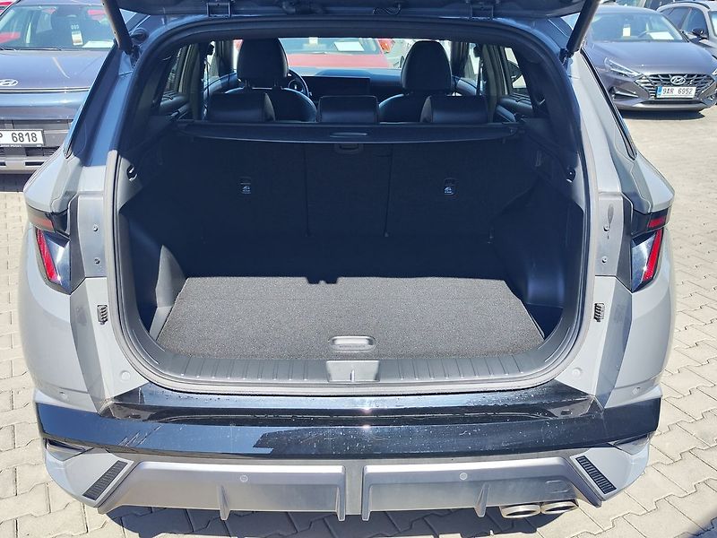 Hyundai Tucson 1.6 T-GDI/158kW N-Line HEV - fotka 9 z 35
