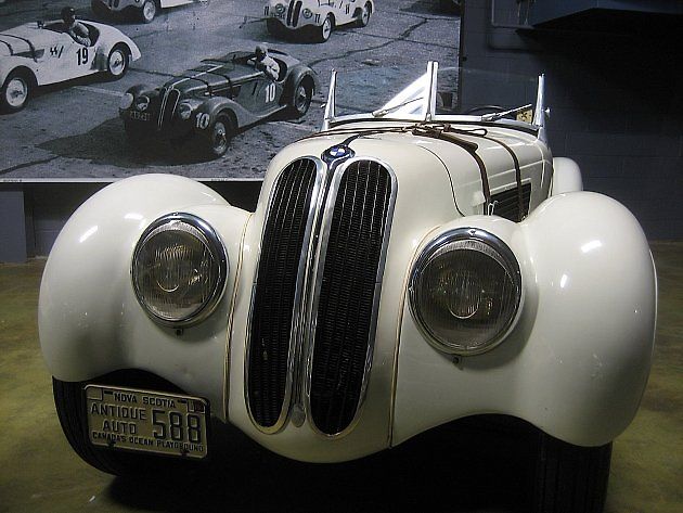 Roadster BMW 328 z roku 1939., zdroj: Wikimedia Commons, Peter & Laila, CC BY 2.0