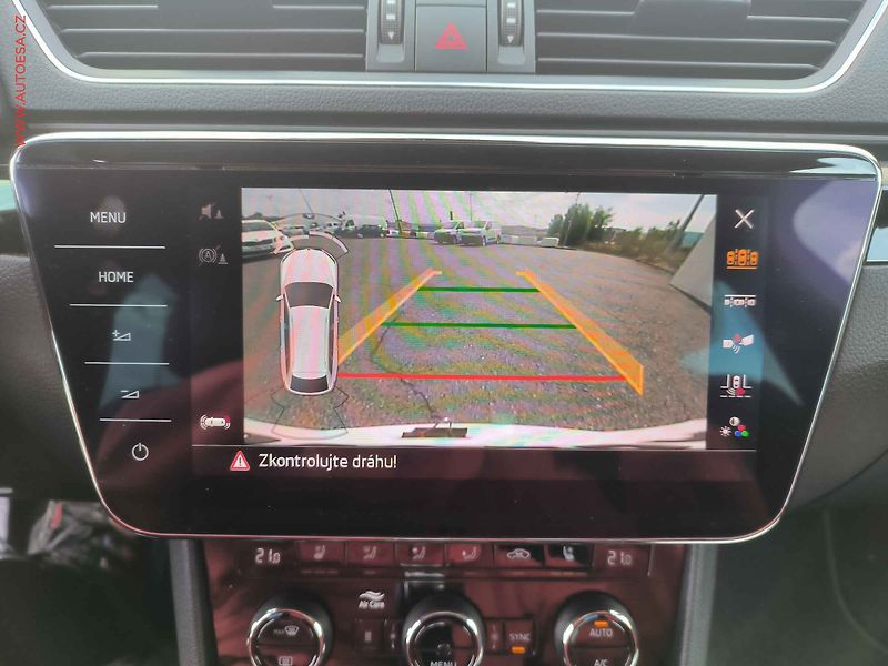 Škoda Superb (2018) 2.0 TSI 4x4, L&K, DSG, TZ - fotka 18 z 32