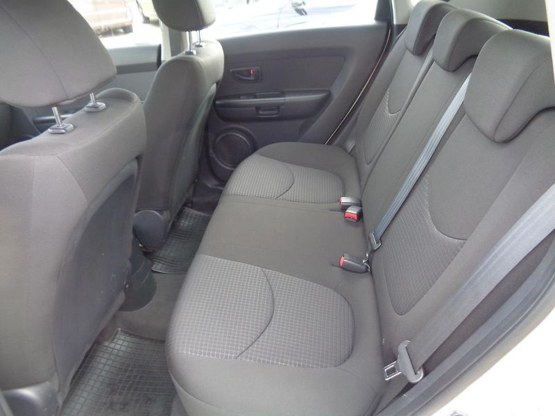 Kia Soul 1,6 - fotka 8 z 12