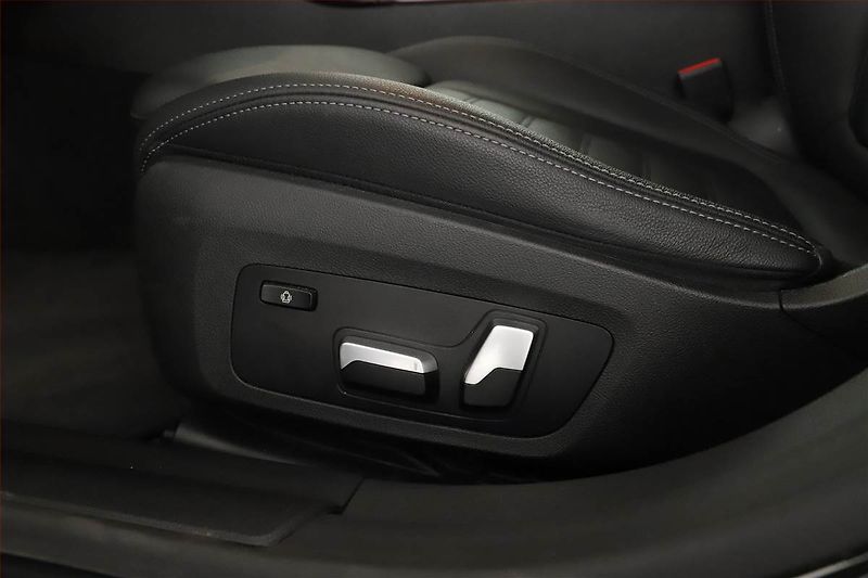 BMW Řada 4 (2021) 430i - fotka 26 z 26