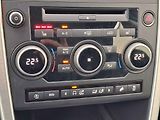 Land Rover Discovery Sport (2017) 2.0 TD4 AWD, ČR, AT, navi - náhled 16