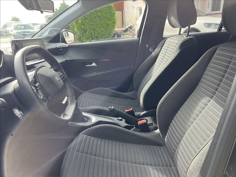 Peugeot 208 1,2 PURETECH  ACTIVE PACK, GPS - fotka 9 z 21