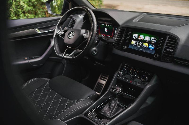 Škoda Karoq (2024) Sportline 2.0 TDI - fotka 3 z 28