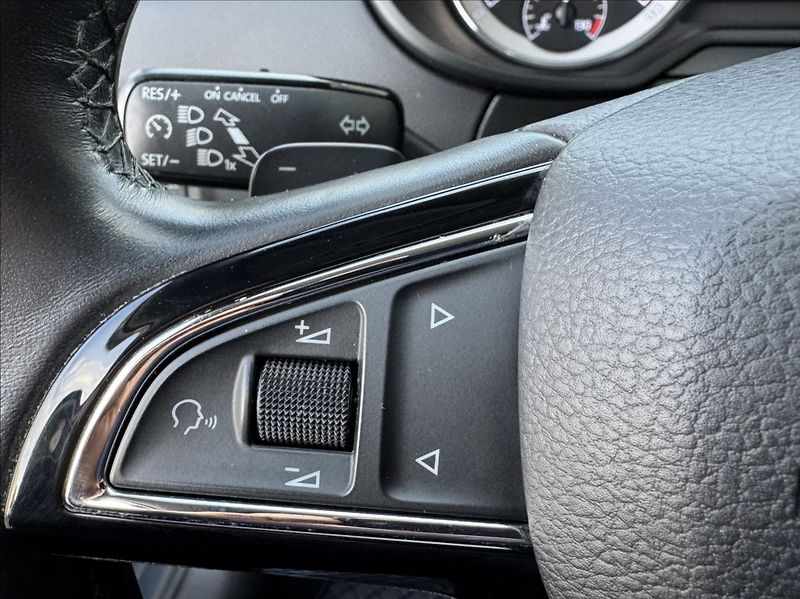 Škoda Octavia 1,5 TSI STYLE DPH 1maj původČR - fotka 32 z 50