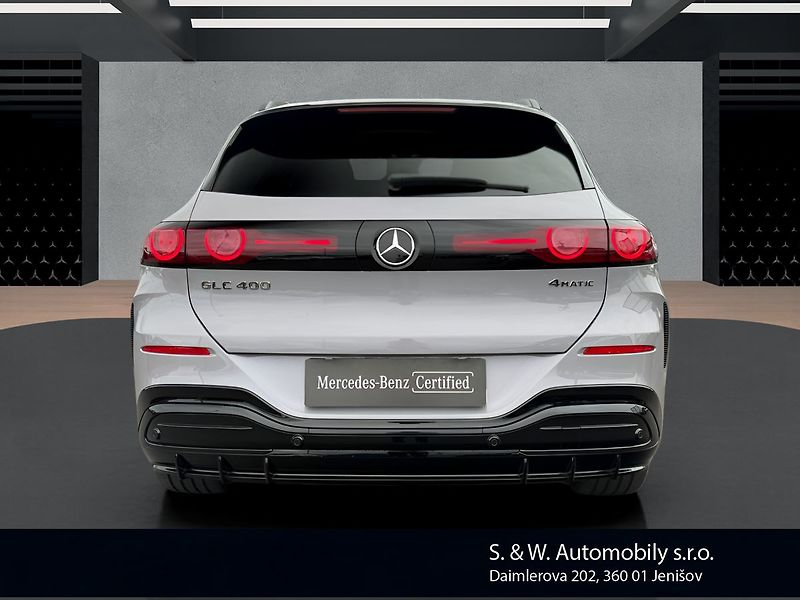 Mercedes-Benz GLC 400 4MATIC EQ - fotka 6 z 36