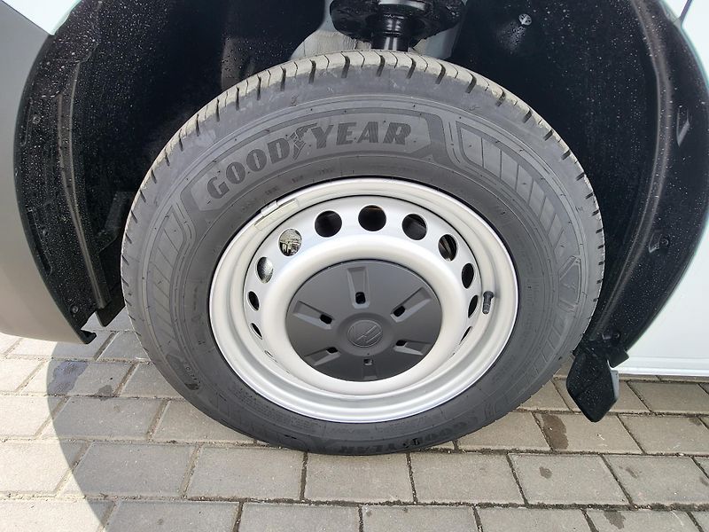 Volkswagen Transporter (2026) Kombi 2,0 TDI 8AUT DR nové - fotka 19 z 26