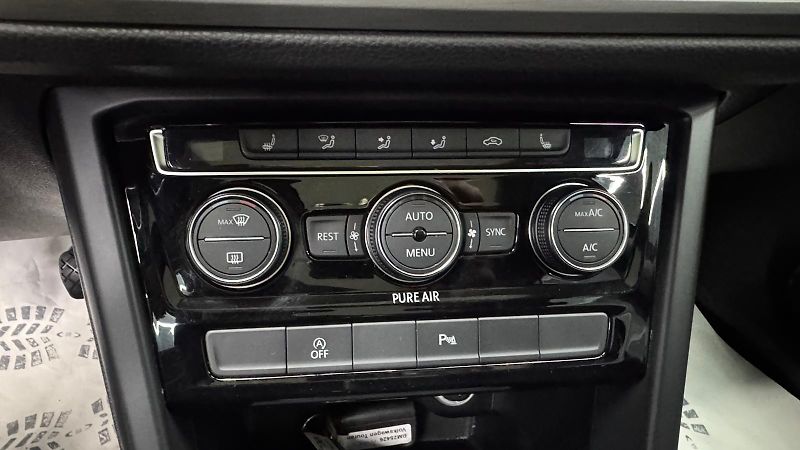 Volkswagen Touran (2016) 2.0TDI 110KW - fotka 20 z 25