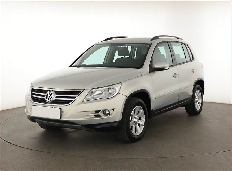 Volkswagen Tiguan (2010) 1.4 TSI, 4X4, Park. senzory - fotka 2 z 12