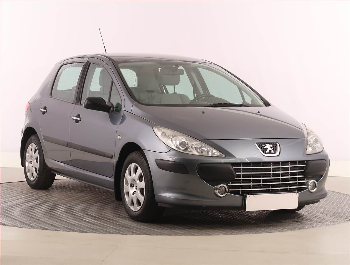 Peugeot 307 1.4 16V, po STK, pěkný stav