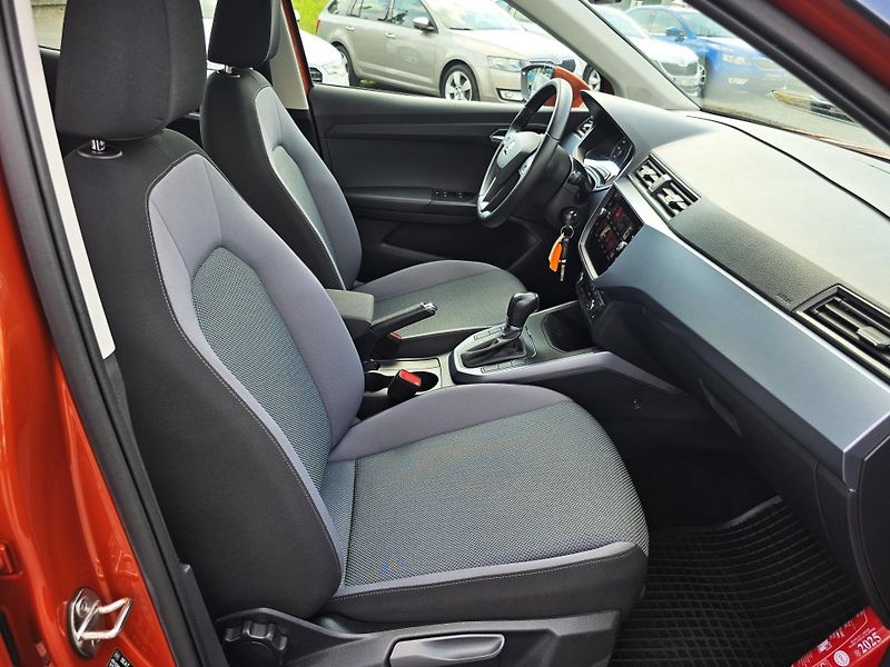 Seat Arona DSG TSI FULL LED NAVI 1Majitel - fotka 19 z 32