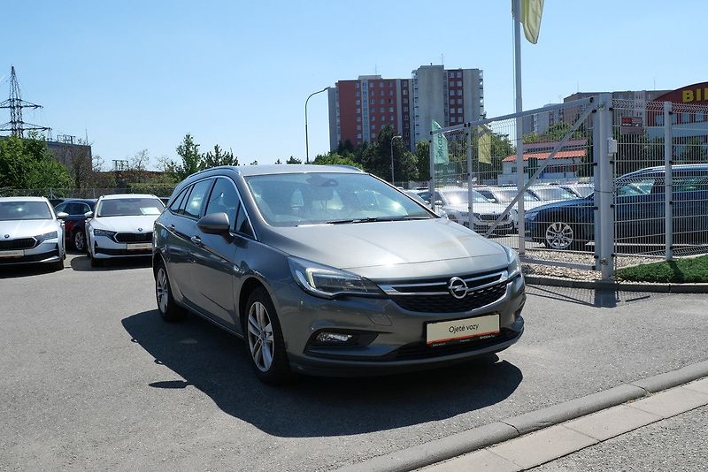 Opel Astra - fotka 3 z 6