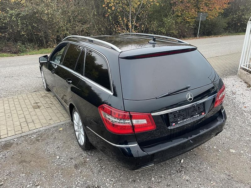 Mercedes-Benz Třídy E (2011) 250cdi T 4M 150kw - fotka 26 z 49