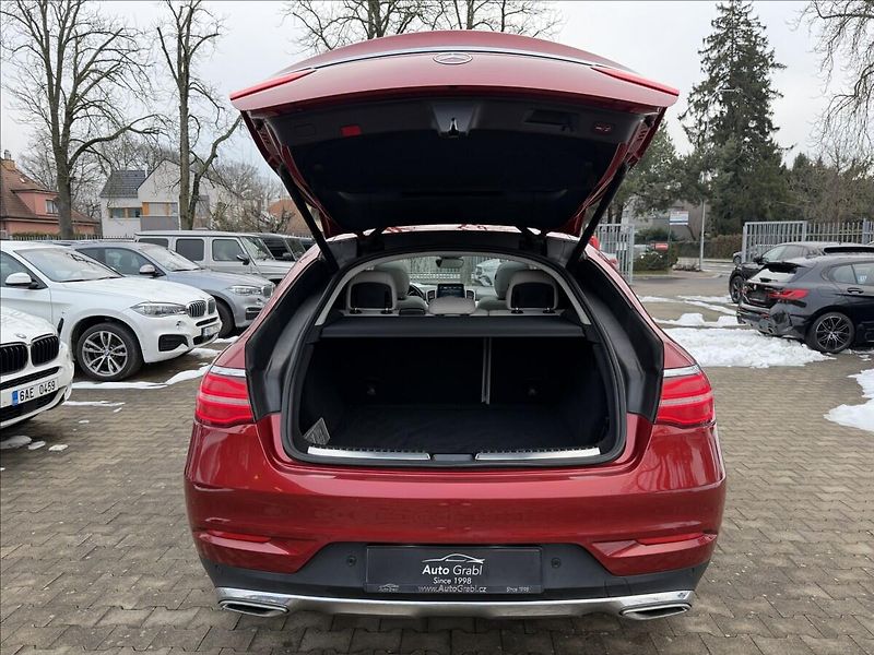 Mercedes-Benz GLE 350d Coupe 4Matic - fotka 30 z 31