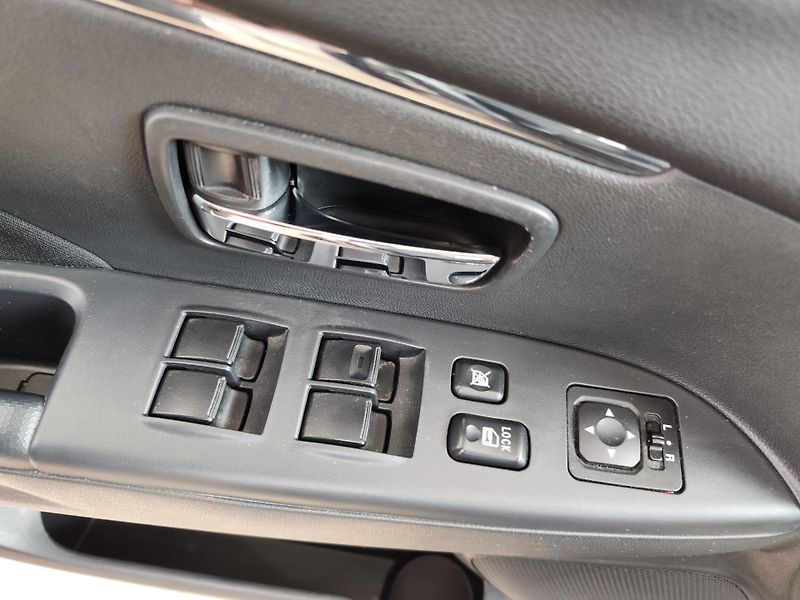 Mitsubishi ASX (2020) 2.0i 110kW Invite 2WD - fotka 18 z 20