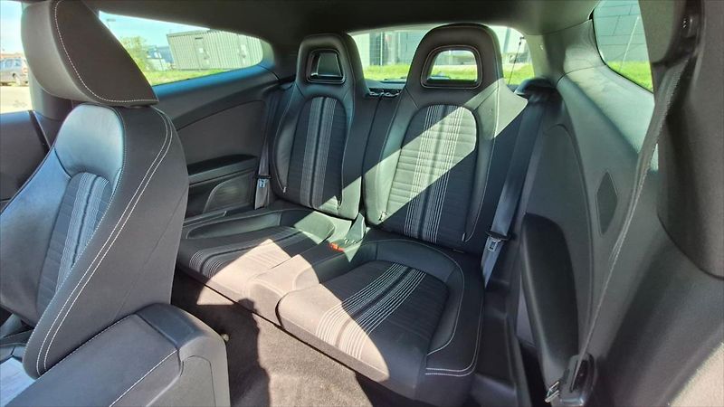 Volkswagen Scirocco 1,4 TSi 118 Kw DSG Match - fotka 9 z 20
