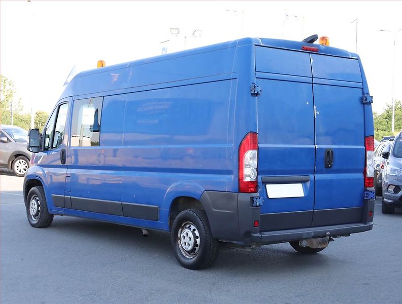 Citroën Jumper (2014) 2.2 HDi, 7Míst, L3H2 - fotka 4 z 12