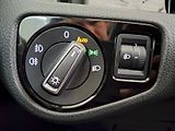 Volkswagen Golf (2015) Variant HighLine 1,6TDi 77kW - náhled 29