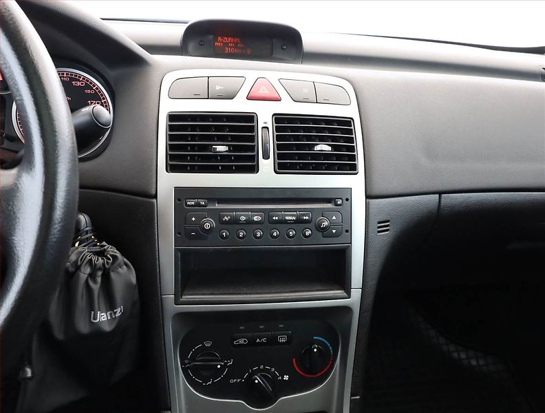 Peugeot 307 (2005) 1.6 HDi, po STK, Klima - fotka 9 z 15