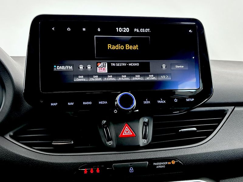 Hyundai i30 Smart DCT - fotka 12 z 26