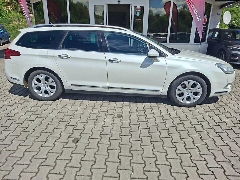 Citroën C5 (2011) TOURER 2.0HDi 120kW AUT - fotka 9 z 49