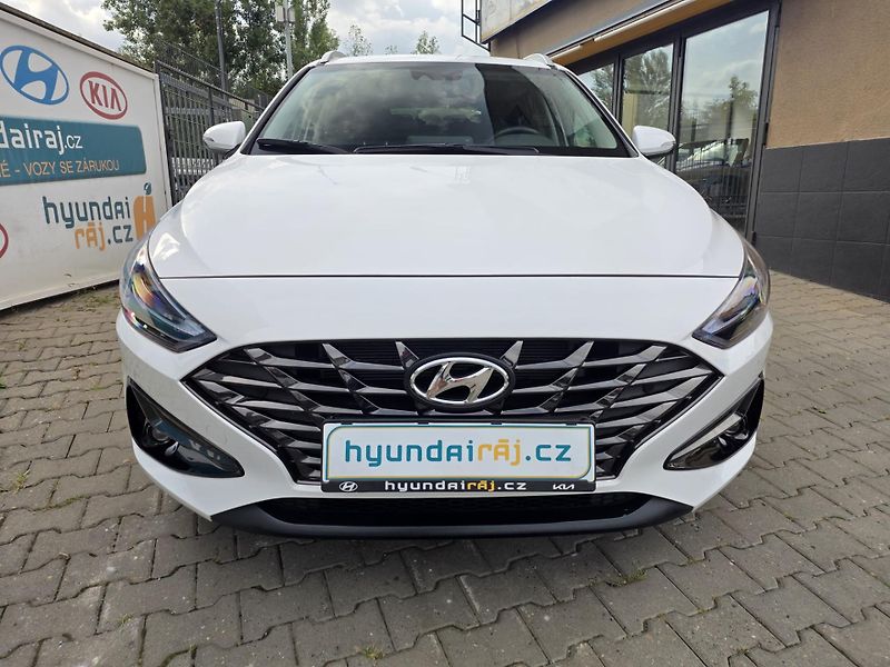 Hyundai i30 1.5-AUTOMAT-MILDHYBRID 48V - fotka 4 z 22
