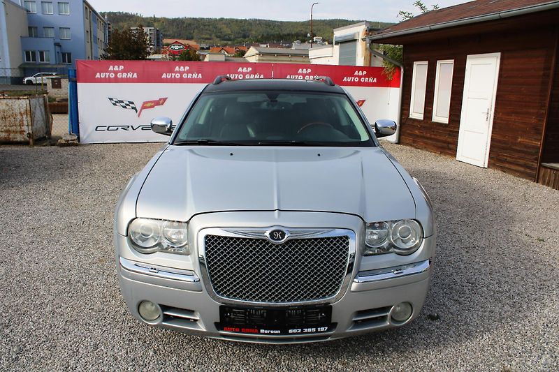 Chrysler 300C (2009) 3.0CRD KŮŽE XENON KLIMA ALU - fotka 2 z 17