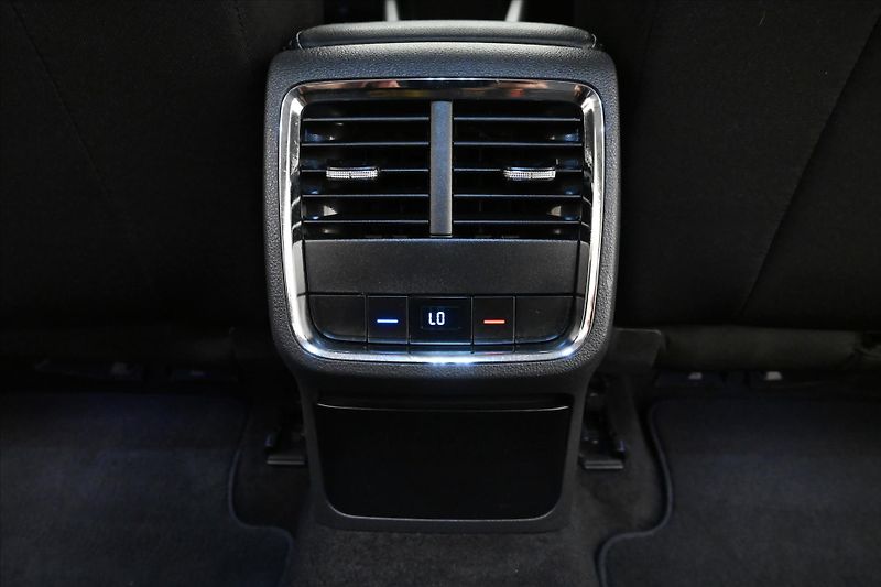 Škoda Octavia 1,4 iV TSI 150kW Style SoH 92% - fotka 22 z 32