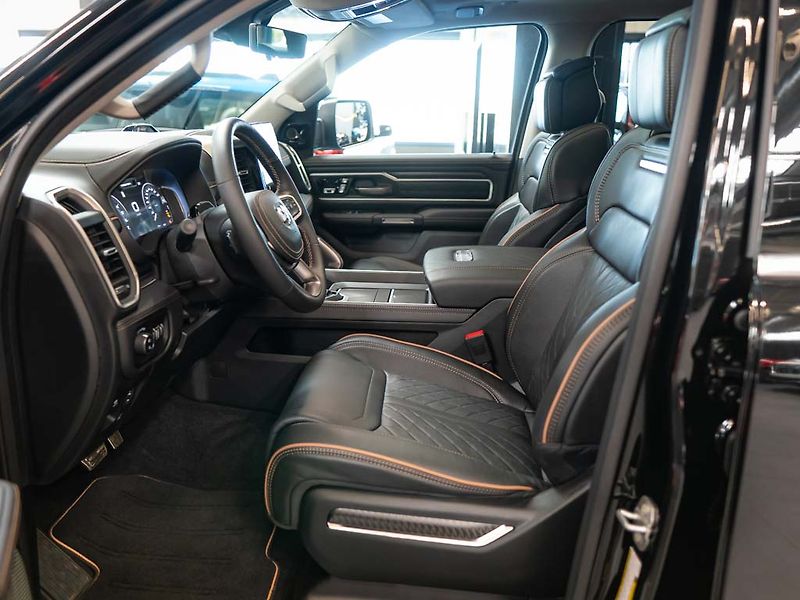 Dodge RAM (2026) 3.0 Tungsten, masážní sedadla - fotka 17 z 50