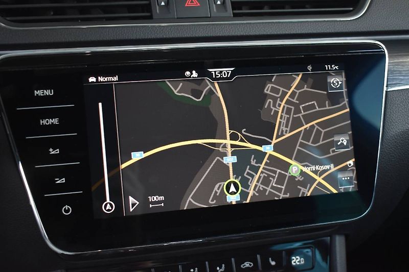 Škoda Superb (2022) 2.0TDI 110kW, DSG, Webasto - fotka 24 z 30