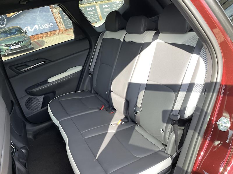 Kia EV5 (2026) 4x4 GT-Line EvoPark+Tech+PNS - fotka 23 z 29