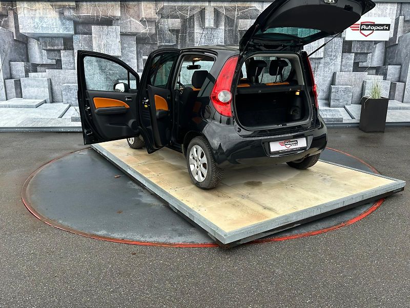 Opel Agila (2008) 1.2i, 63KW - fotka 9 z 17