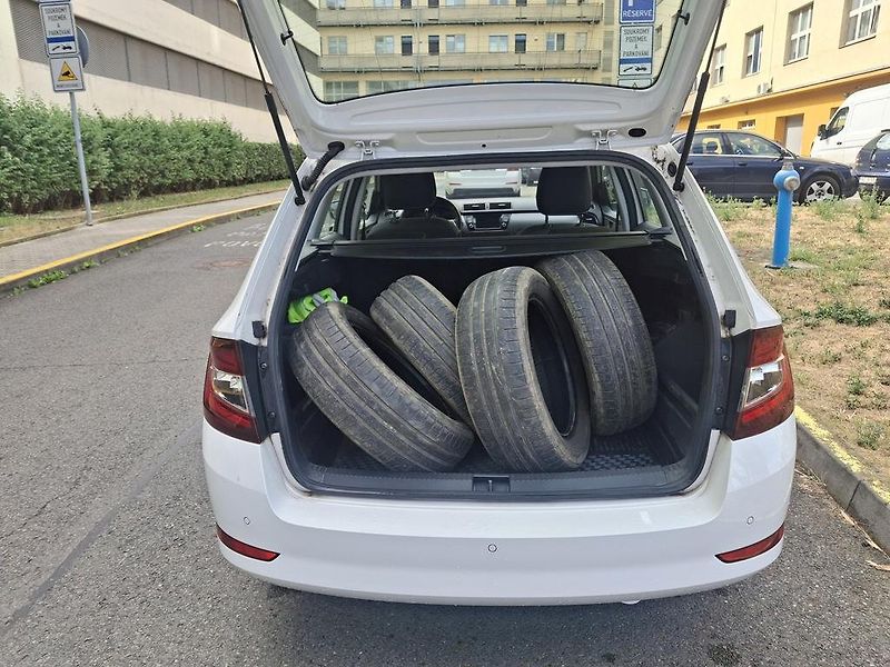 Škoda Fabia III kombi 1,0 TSi 6Z93762 - fotka 14 z 26
