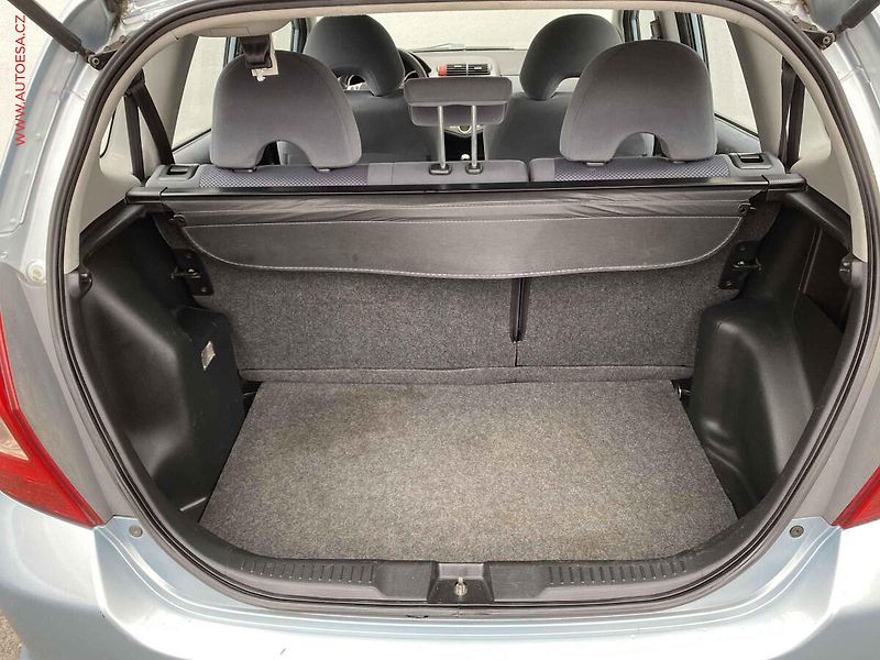 Honda Jazz (2007) 1.3i, ČR, Klima - fotka 7 z 16