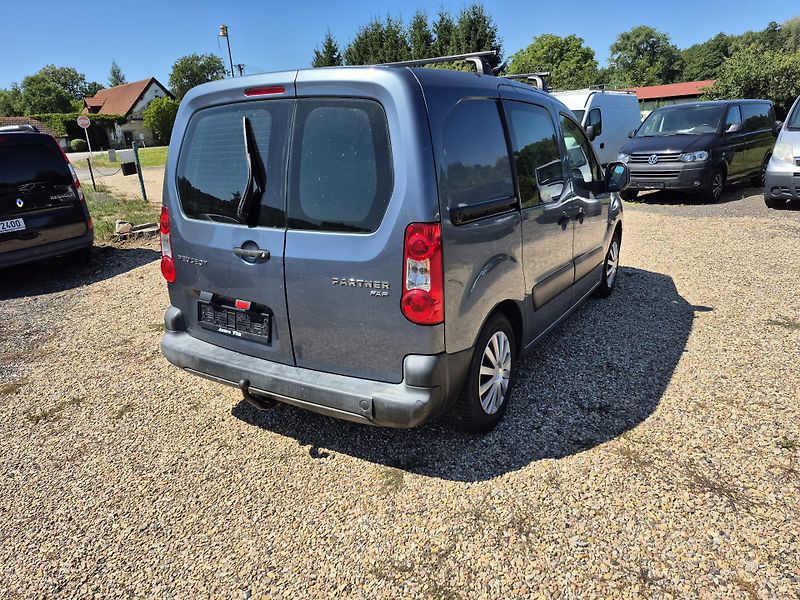 Peugeot Partner (2009) 1.6Hdi 3místa - fotka 13 z 24