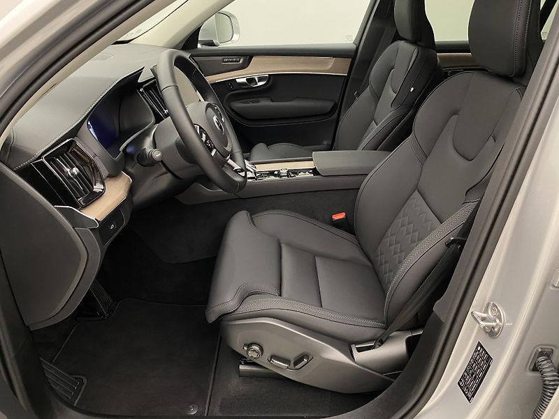Volvo XC90 B5 AWD BRIGHT PLUS AUT CZ 7m - fotka 3 z 60