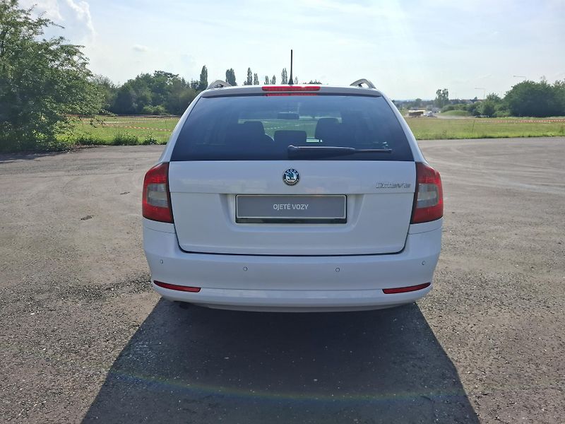 Škoda Octavia (2012) 1.2TSi 77kW,aut.klima,senzory - fotka 5 z 18