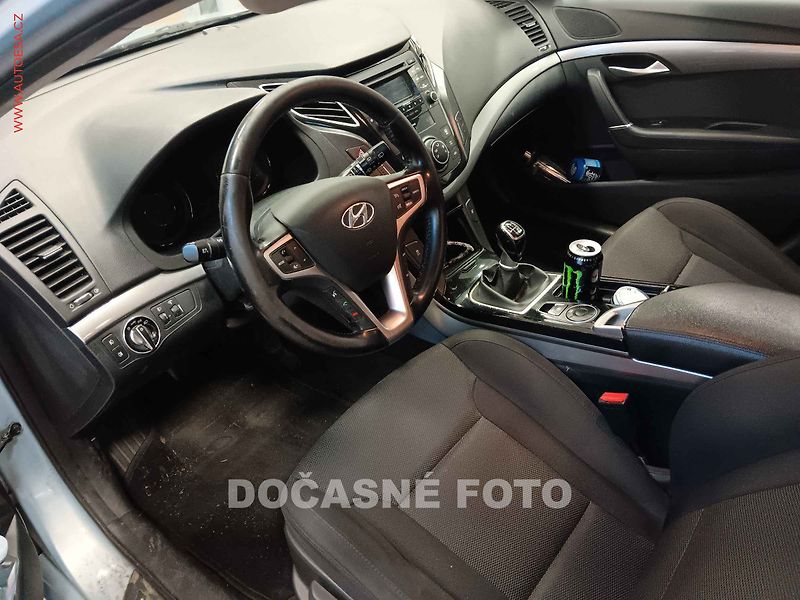 Hyundai i40 (2014) 1.6. gdi - fotka 3 z 3