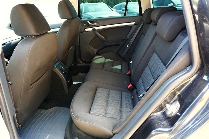 Škoda Octavia (2013) ELEGANCE 1,6 TDI 77 kW - fotka 19 z 29